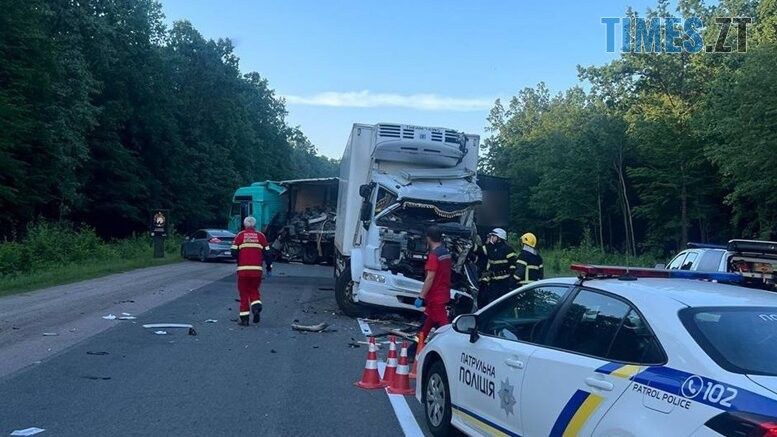 До уваги водіїв! Через ДТП обмежено рух об`їзною Бердичева