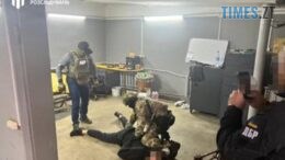 $20 тисяч за оформлення дозволу на виїзд за кордон: ДБР затримало сина очільника одного із відділень Вінницького ТЦК