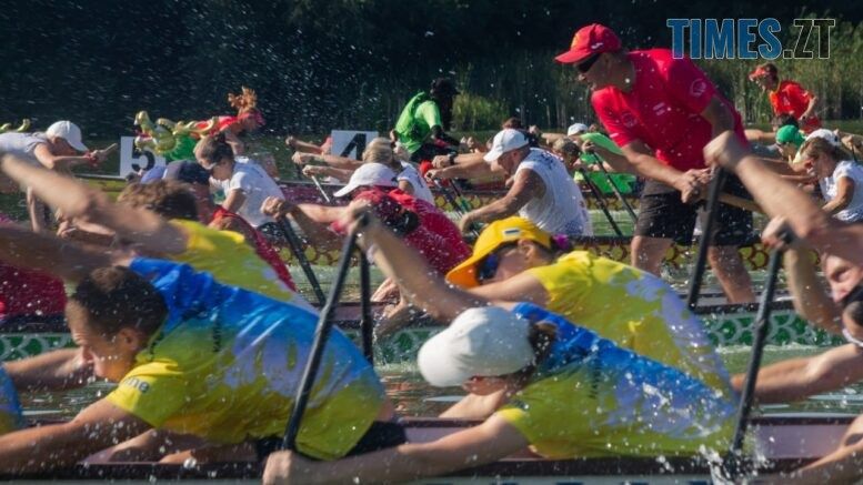 В гідропарку Житомира проходить чемпіонат України з веслування на човнах «Дракон»