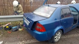 У Житомирському районі рятувальники дістали чоловіка із пошкодженого внаслідок ДТП автомобіля