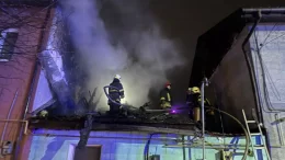 Вночі у Житомирі спалахнула пожежа у приватному будинку на п`ятьох господарів
