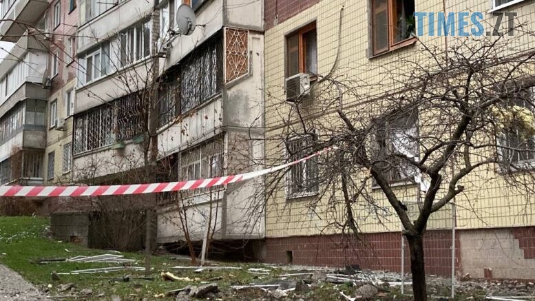 Вночі російські безпілотники атакували інфраструктурні об`єкти та житлові будинки у кількох областях України
