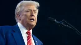 Трамп заявив, що розмовлятиме з путіним щодо війни в Україні