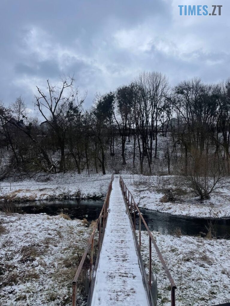 Берега Кам’янки у Житомирі: водоспад Коденка місцеві перетворили на смітник (ФОТО)