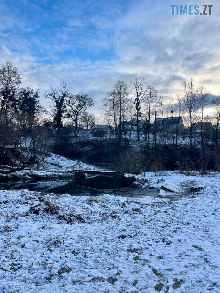 Берега Кам’янки у Житомирі: водоспад Коденка місцеві перетворили на смітник (ФОТО)