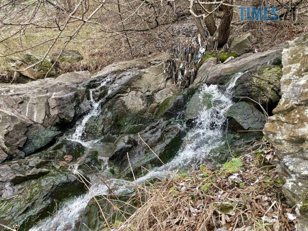 Берега Кам’янки у Житомирі: водоспад Коденка місцеві перетворили на смітник (ФОТО)