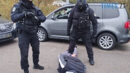На Житомирщині правоохоронці розслідують діяльність злочинної групи наркодилерів