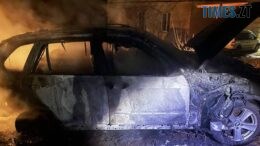 У Бердичеві чоловік заради помсти підпалив чужий автомобіль