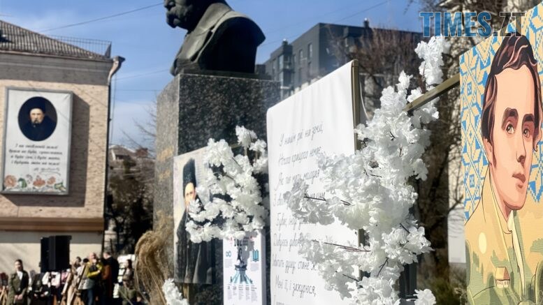 "Шевченко. Жива енергія голосу": Житомир відзначає 211-річчя Кобзаря