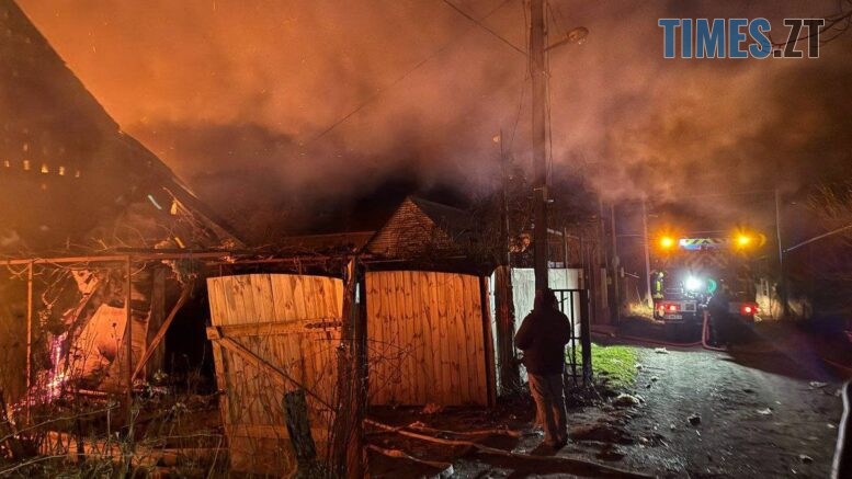 Вночі російські терористи завдали комбінованого удару по житловим будинкам та критичним підприємствам України