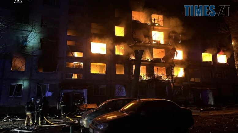 Вночі російські терористи атакували дронами та ракетами житлові будинки, школи та цивільні підприємства у кількох областях України