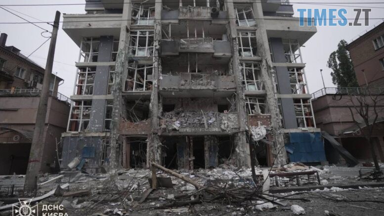 "росія хоче миру": вночі терористи рф атакували житлові квартали українських міст майже 400 засобами повітряного нападу