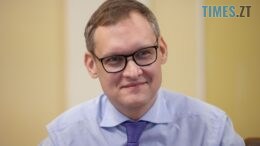 Ексзаступнику Офісу Президента оголосили нову підозру в одержанні хабара у 100 000 доларів США