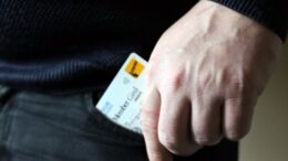 На Звягельщині правоохоронці затримали причетного до крадіжки грошей