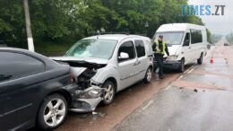 Подвійна ДТП у Житомирі: двоє постраждалих - у лікарні