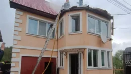 У Житомирському районі вогнеборці врятували від пожежі приватний будинок