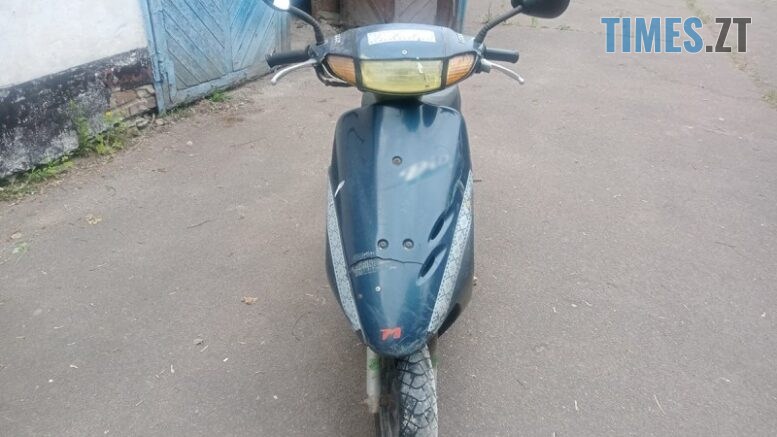 На Овруччині правоохоронці затримали чоловіка, який викрав з місцевого підприємства чужий мопед
