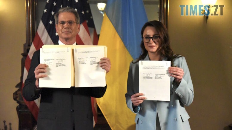 Україна та США підписали угоду щодо корисних копалин