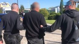 В Україну екстрадували мешканця Житомирщини, підозрюваного у торгівлі людьми та шахрайстві