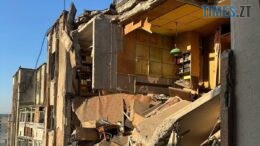 Вночі російські терористи вдарили безпілотниками по житловим багатоповерхівкам та школі в Одесі