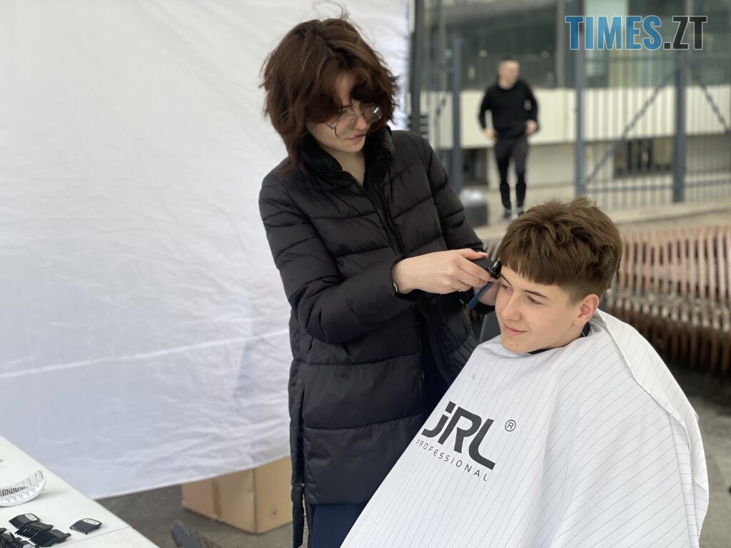 Збирають на FPV-дрони для ЗСУ: благодійний турнір “3×3” влаштували в центрі Житомира (ФОТО)