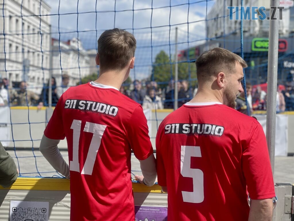 Збирають на FPV-дрони для ЗСУ: благодійний турнір “3×3” влаштували в центрі Житомира (ФОТО)