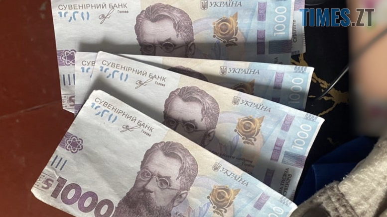 Обікрала 81-річного пенсіонера: у Житомирі поліцейські викрили у злочині «соцпрацівницю»