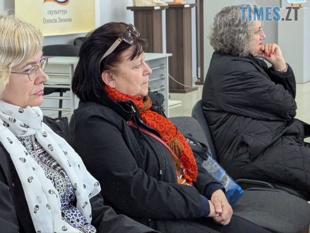 В Житомирі відкрилася виставка безвимірних світів Леоніда Білого (ФОТО)
