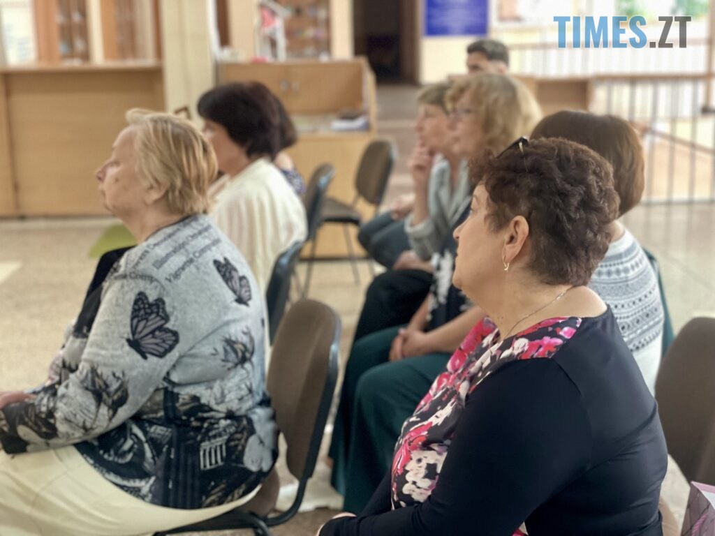 «Дотиком традицій»: у Житомирі триває художня виставка Алли Черніченко та Тетяни Коломієць (ФОТО)