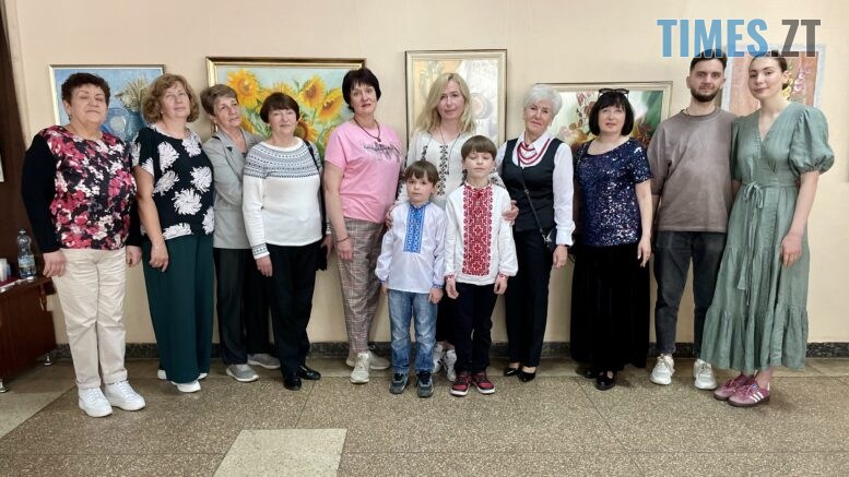 «Дотиком традицій»: у Житомирі триває художня виставка Алли Черніченко та Тетяни Коломієць