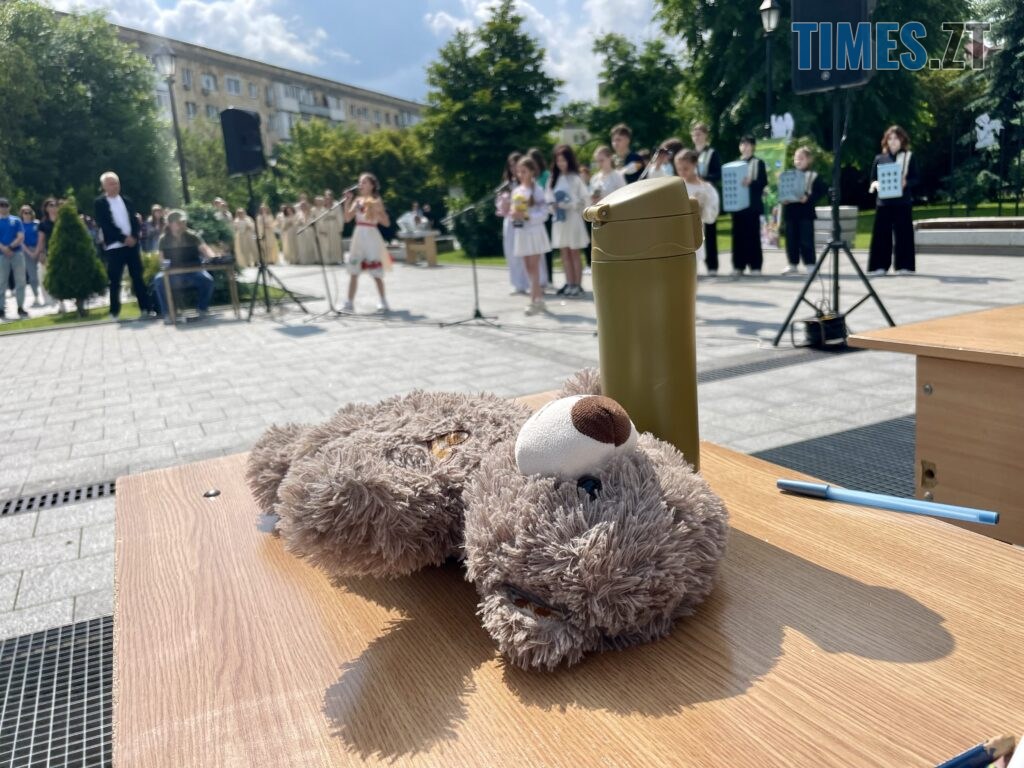 “Тиша, що говорить”: у Житомирі вшанували пам’ять дітей, які загинули від рук окупантів (ФОТО)