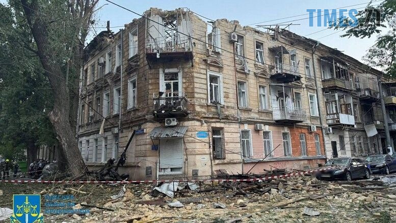 Житлові будинки, пологовий та станція переливання крові: російські нелюди продовжують вважати це військовими об`єктами