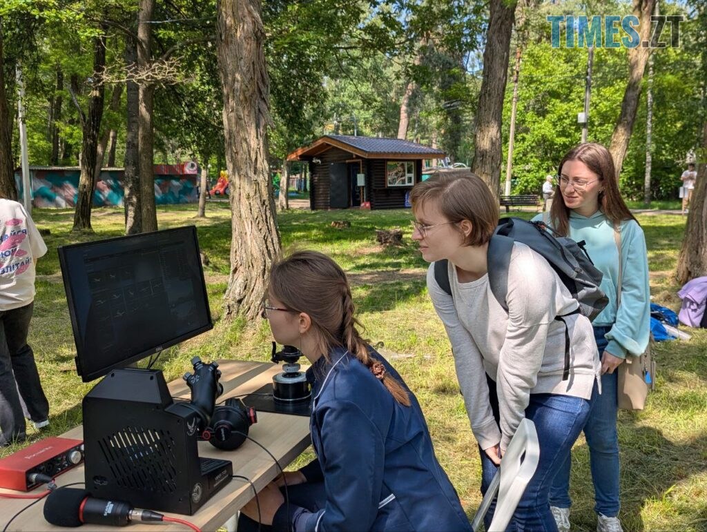 Авіація в дії: у Житомирі презентували профорієнтаційний проєкт із симуляторами польотів і дронами (ФОТО)