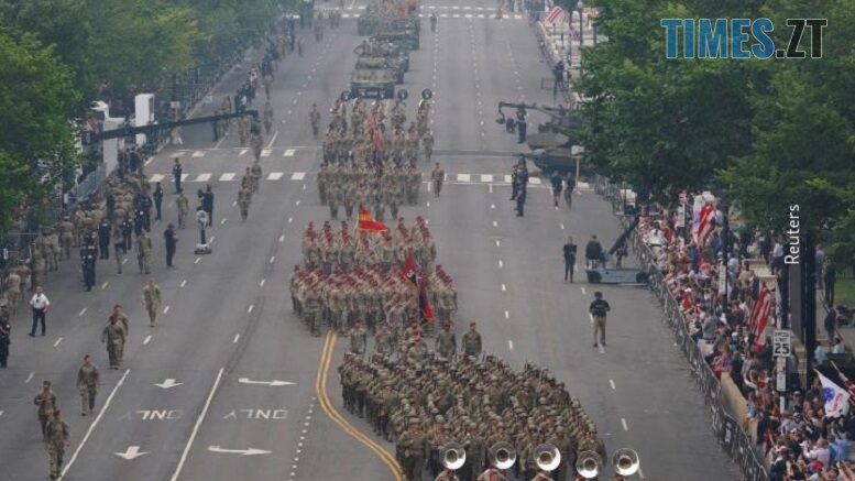 Парад за понад 25 млн доларів у свій День народження влаштував президент США Дональд Трамп