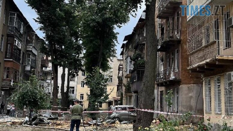 Вночі російські нелюди масовано атакували житлові квартали Одеси та Харкова