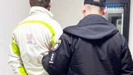 Житомирські правоохоронці затримали чоловіка, який обікрав подруг на півмільйона гривень