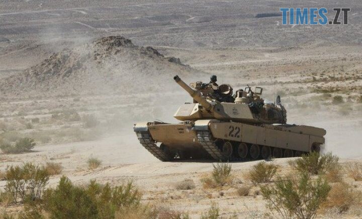Австралія передала першу партію танків Abrams для України