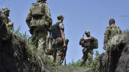 Зеленський анонсував додаткові 15 днів відпустки для військових