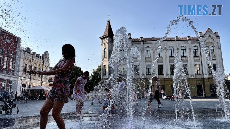 Фотоіспекція фонтанів у Житомирі: які працюють у цьому сезоні