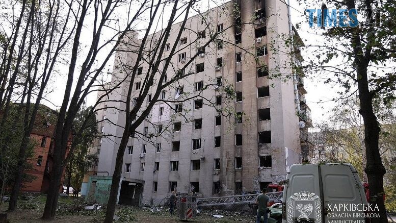 Вночі російські нелюди спрямували свої безпілотники на житлові будинки Харкова, Одеси та Києва