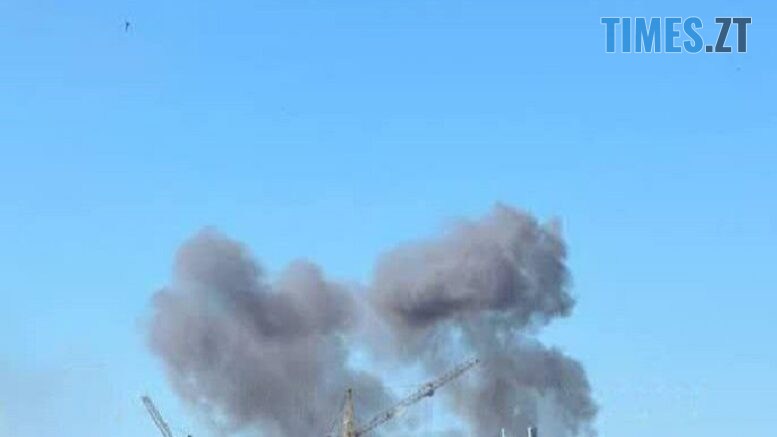 Зранку російські терористи атакували Одесу: під приціл попали житлові будинки, СТО, стайня та будівля ТЦК