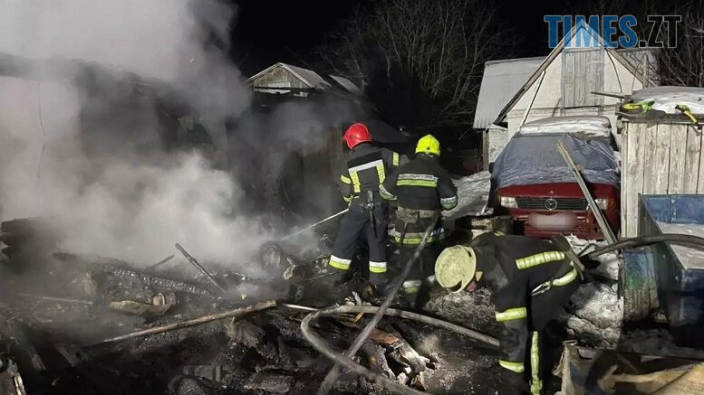 Нічна пожежа на Житомирщині забрала життя матері та двох її маленьких дітей