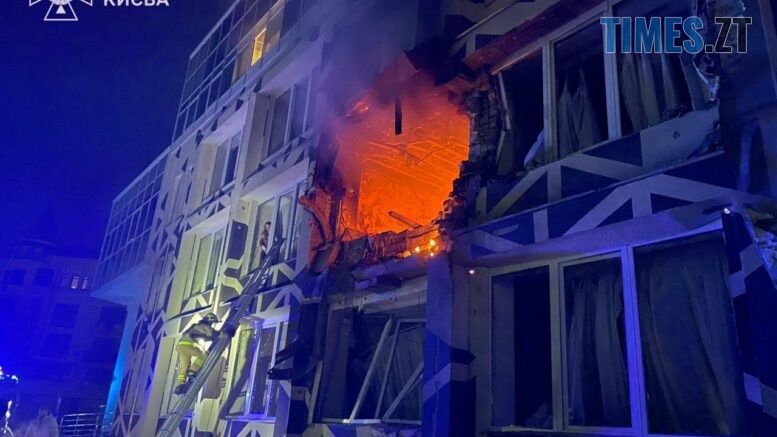 Вночі російські нелюди масовано атакували Київщину: під удар терористів пострапили житлові будинки та об`єкти інфраструктури