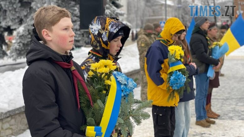 День Соборності України в Житомирі відзначили покладанням квітів