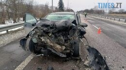 На Звягельщині не розминулися позашляховик та вантажівка: є постраждалі