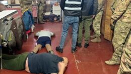 Наркотики у продуктових посилках: поліція ліквідувала канал постачання до Бердичівської колонії