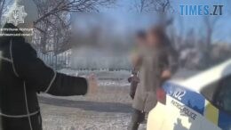 На трасі Київ — Ковель патрульні допомогли жінці з важкою травмою
