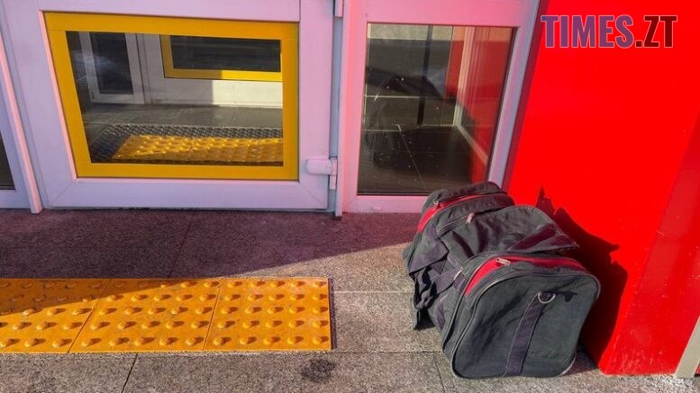 «Вибухонебезпечний» Васька: У центрі Житомира піротехніки перевіряли підозрілу сумку