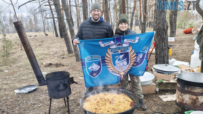 Вона їде туди, куди не всі наважуються: історія Оксани Осаулко, волонтерки з Житомирщини