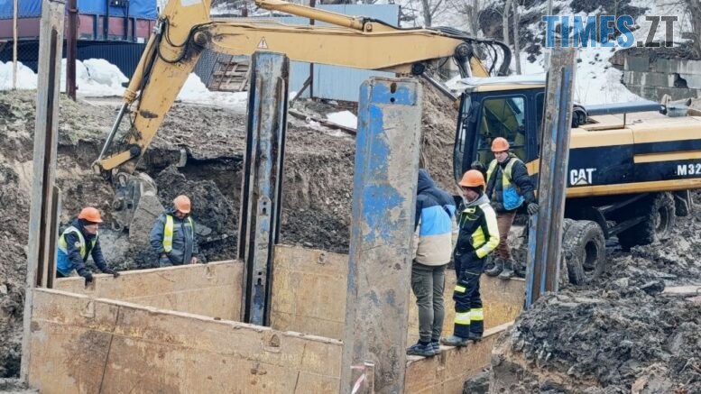 Битва за колектори: Житомир потерпає від «весняного водопілля» та аварій на мережах